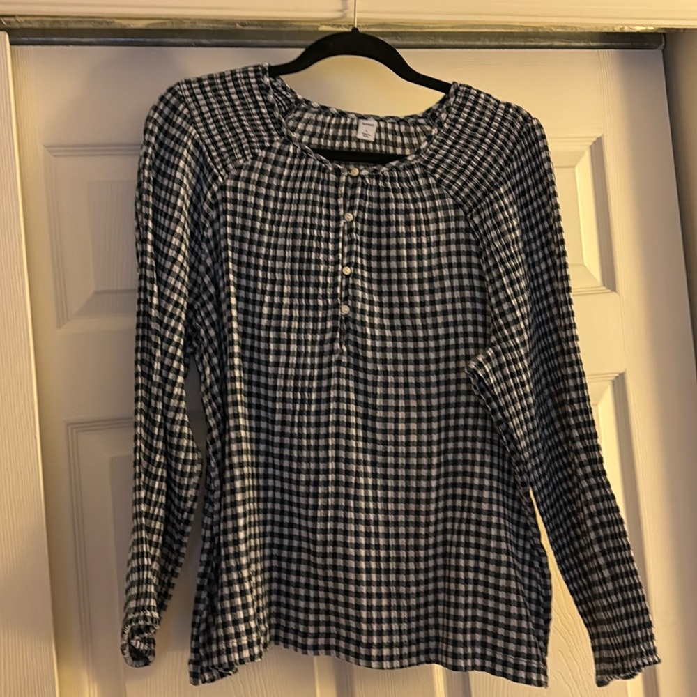 Old navy blue and white check blouse size large